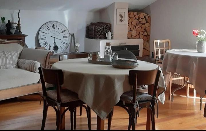 Lo Nou Bnb Pollein Екстериор снимка